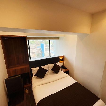 Hotel Hilton Suites มุมไบ ภายนอก รูปภาพ